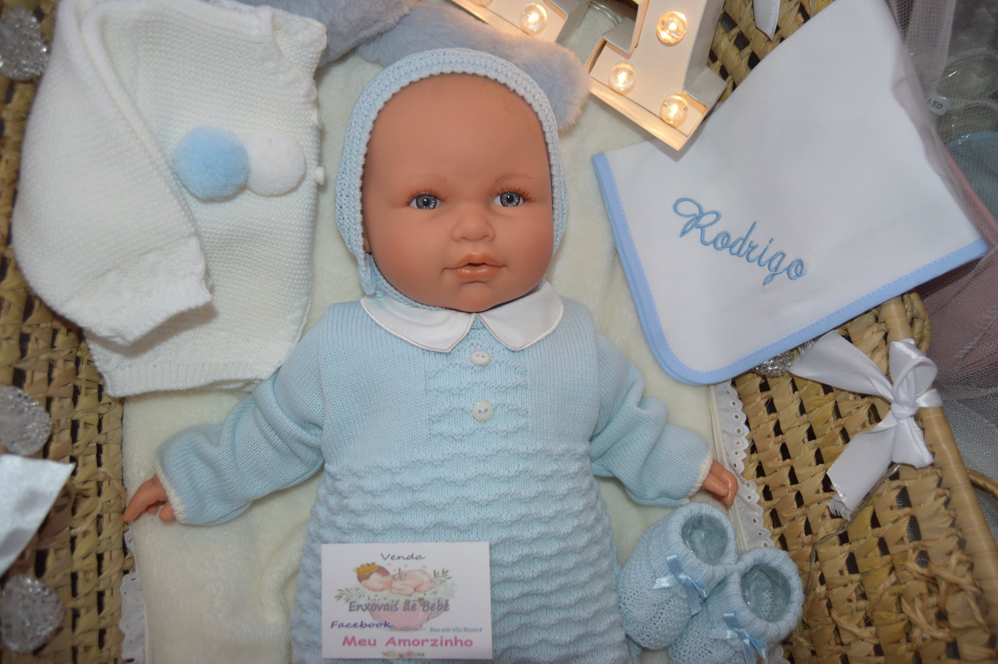 Conjunto de babygrow de malhinha inverno com touquinha