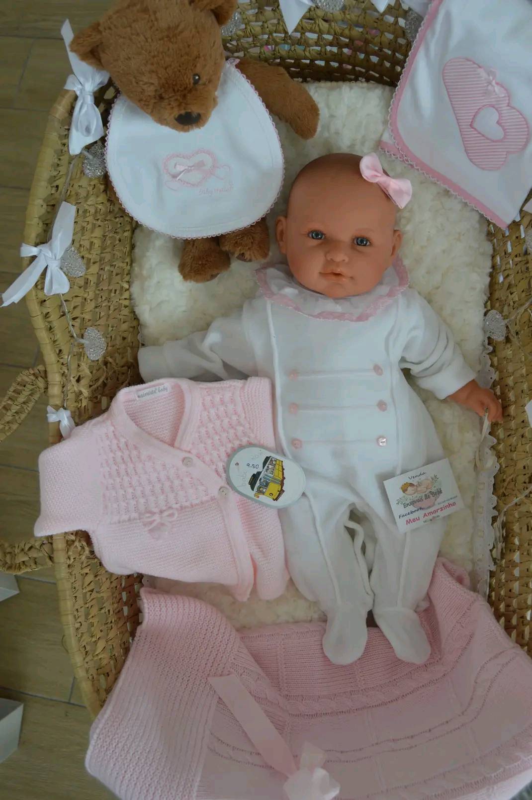 Babygrow de Veludo com golinha de renda