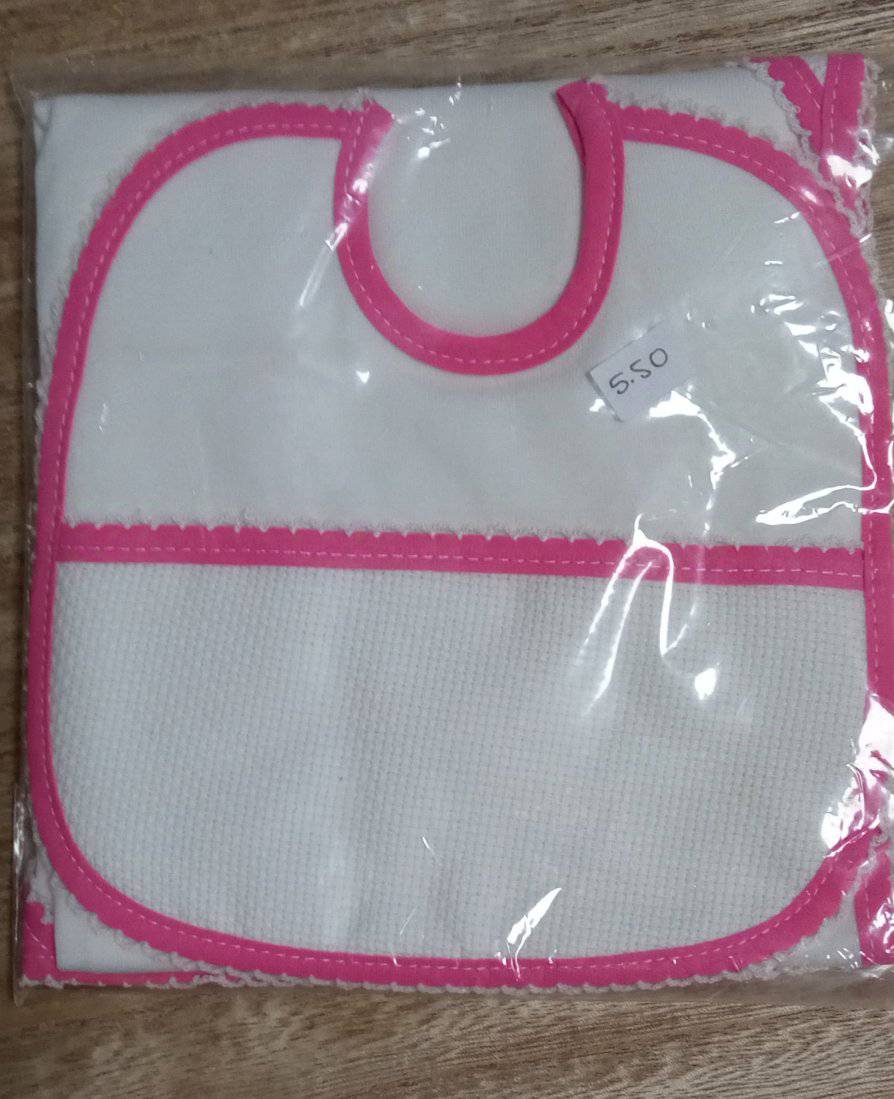 Conjunto de Fralda e Babete para Bordar
