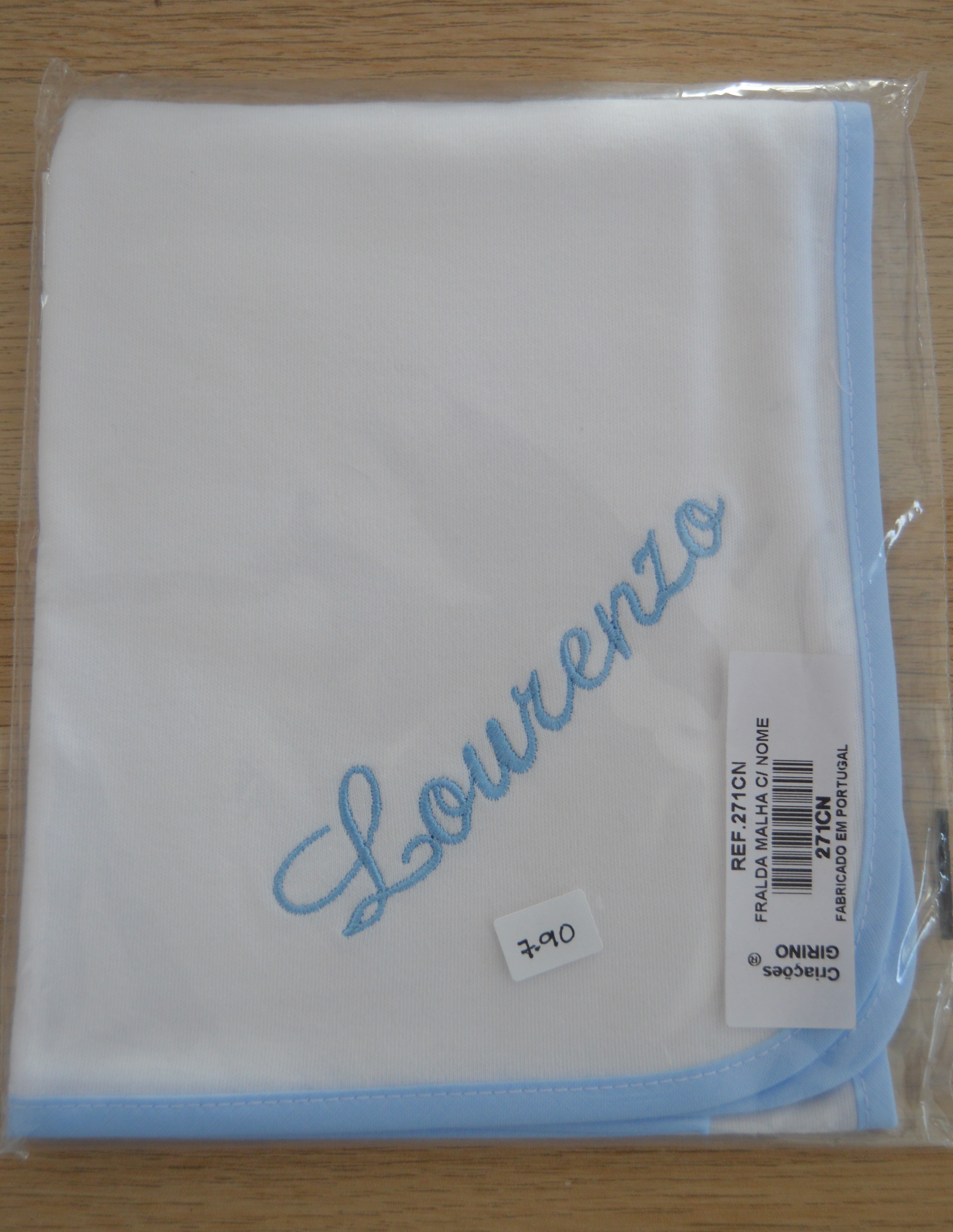 Fralda Personalizada com o Nome do Bebé