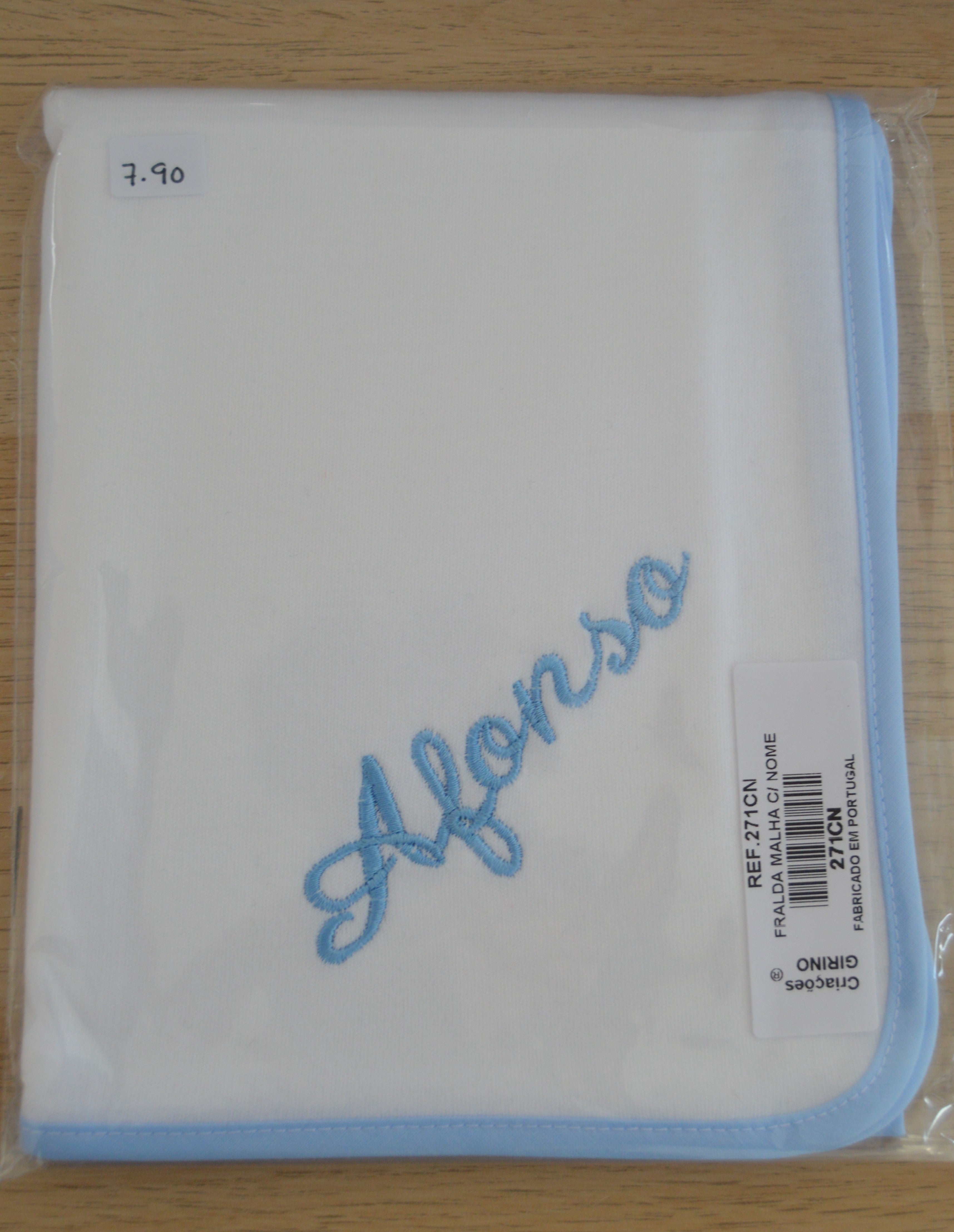 Fralda Personalizada com o Nome do Bebé