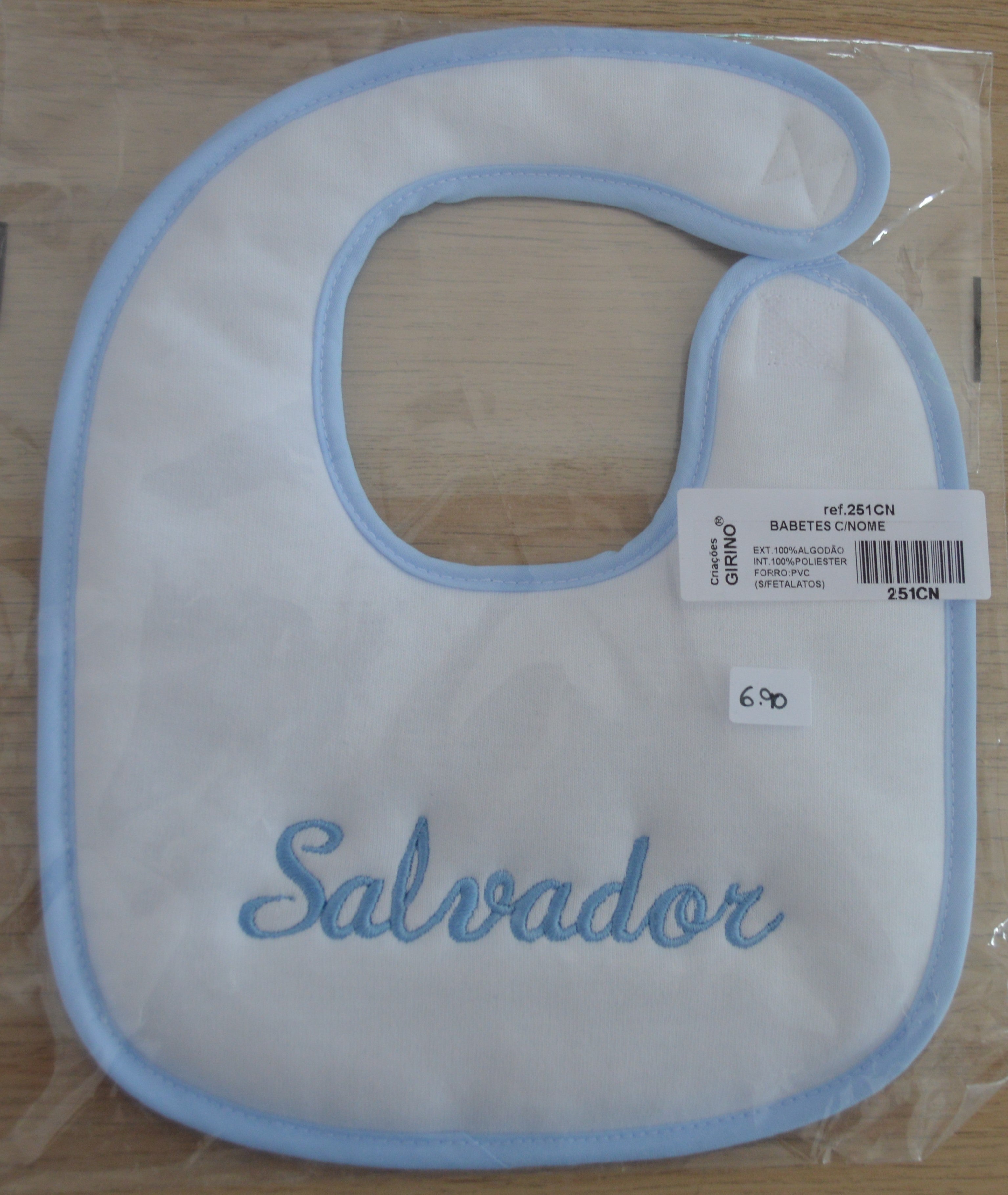 Babete Personalizado com o nome do Bebé Menino