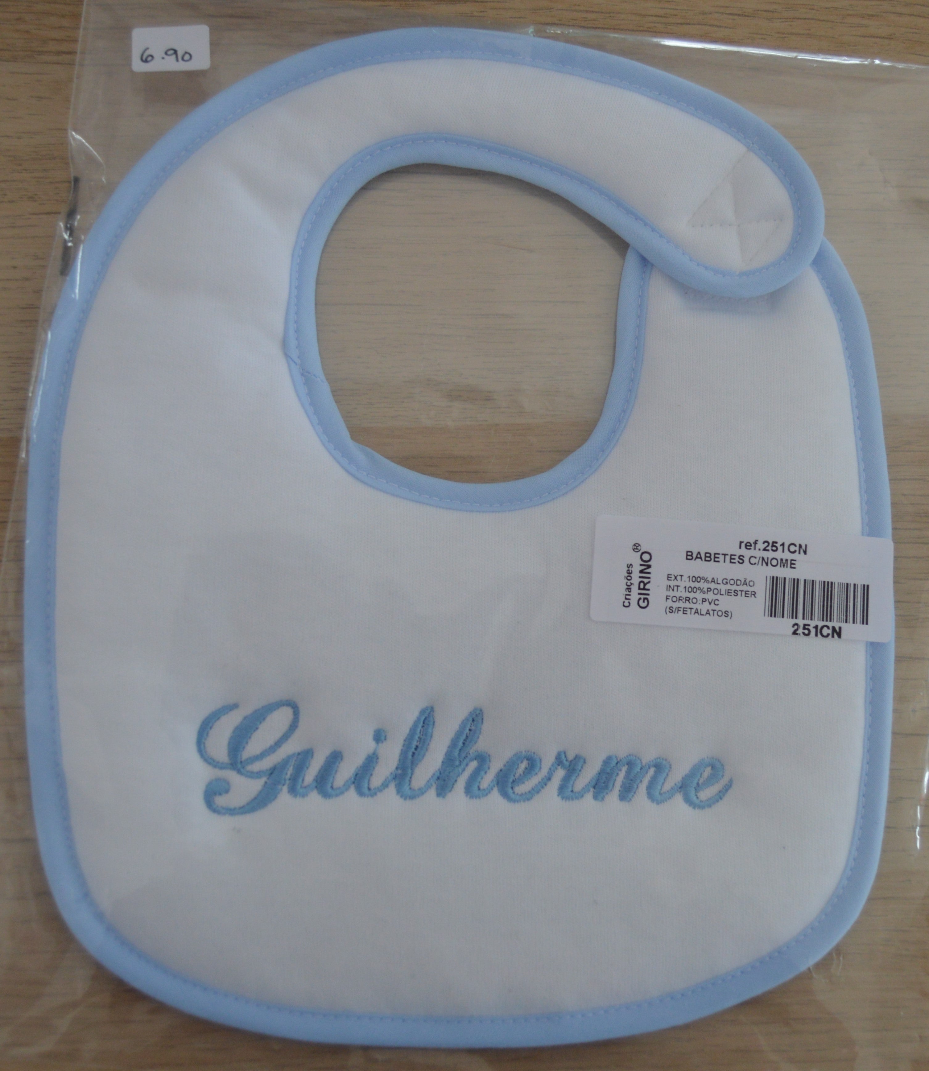 Babete Personalizado com o nome do Bebé Menino