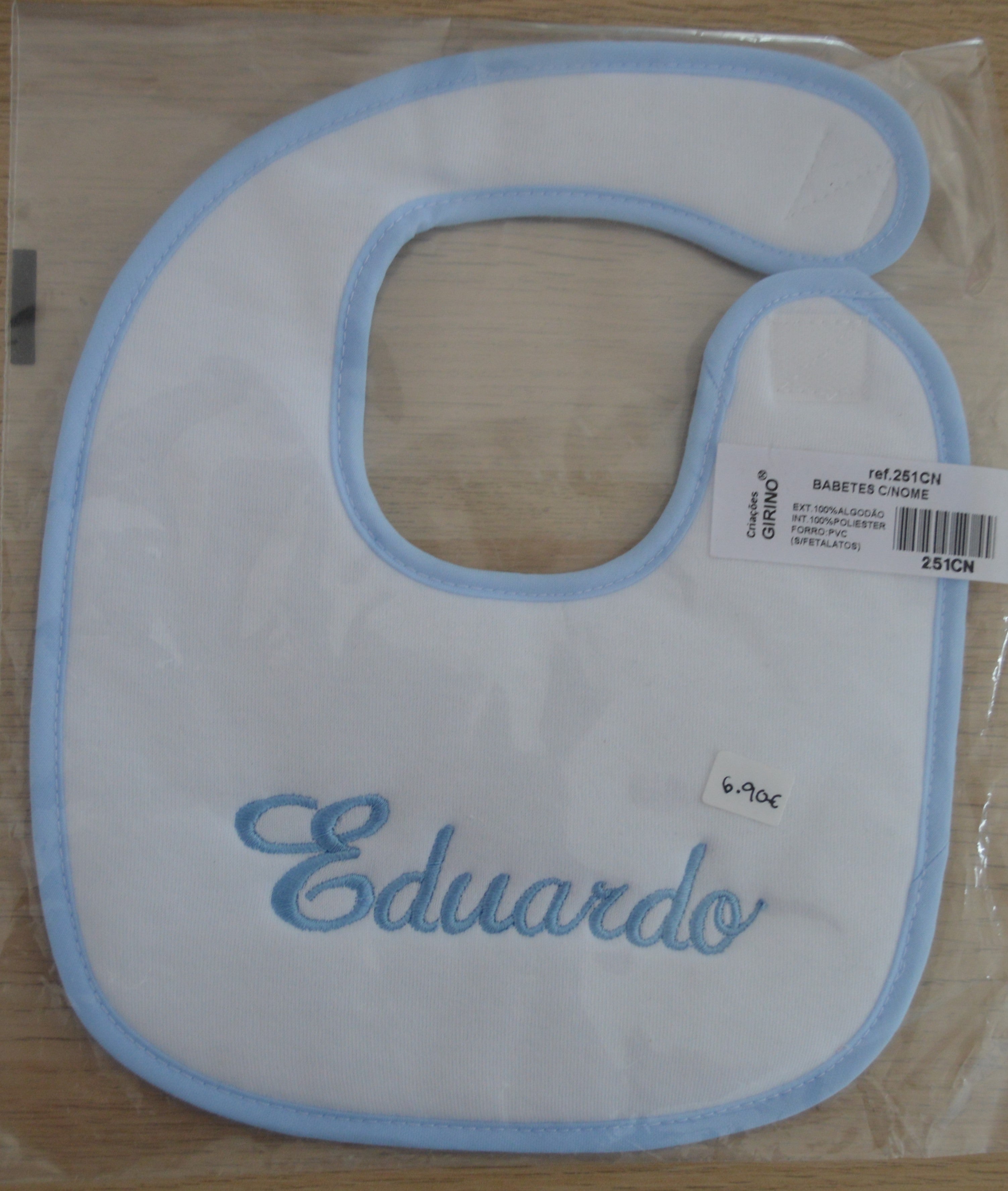 Babete Personalizado com o nome do Bebé Menino