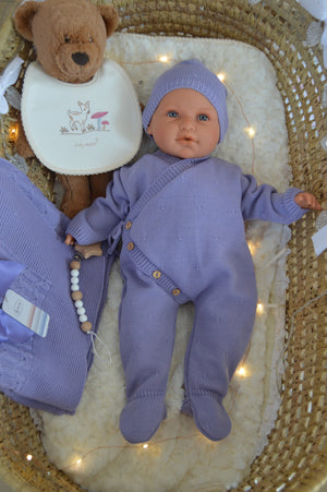 Babygrow com gorrinho de malha  Lavanda