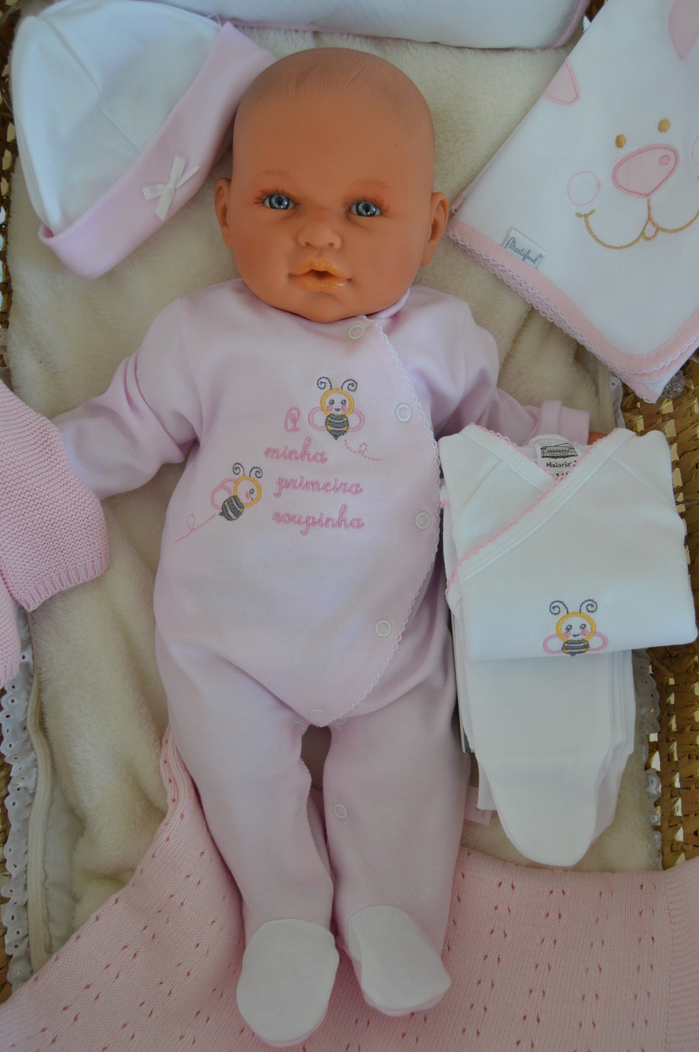 Conjunto de Primeira Roupinha Abelhinhas