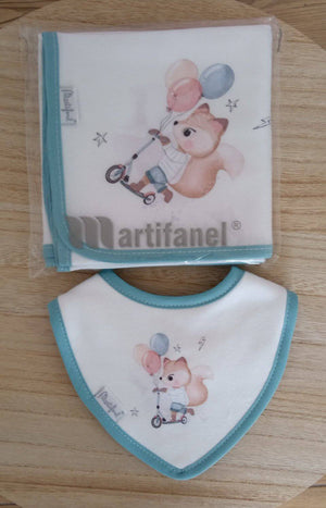 Conjunto de fraldinha com babete bandana