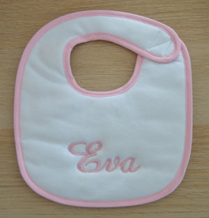 Babetes personalizados com o nome da sua Bebé
