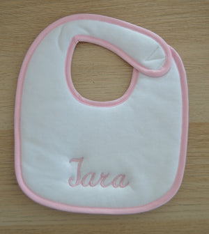 Babete Personalizado com o nome da Bebé Menina