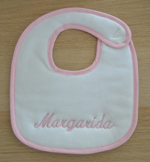 Babetes personalizados com o nome da sua Bebé