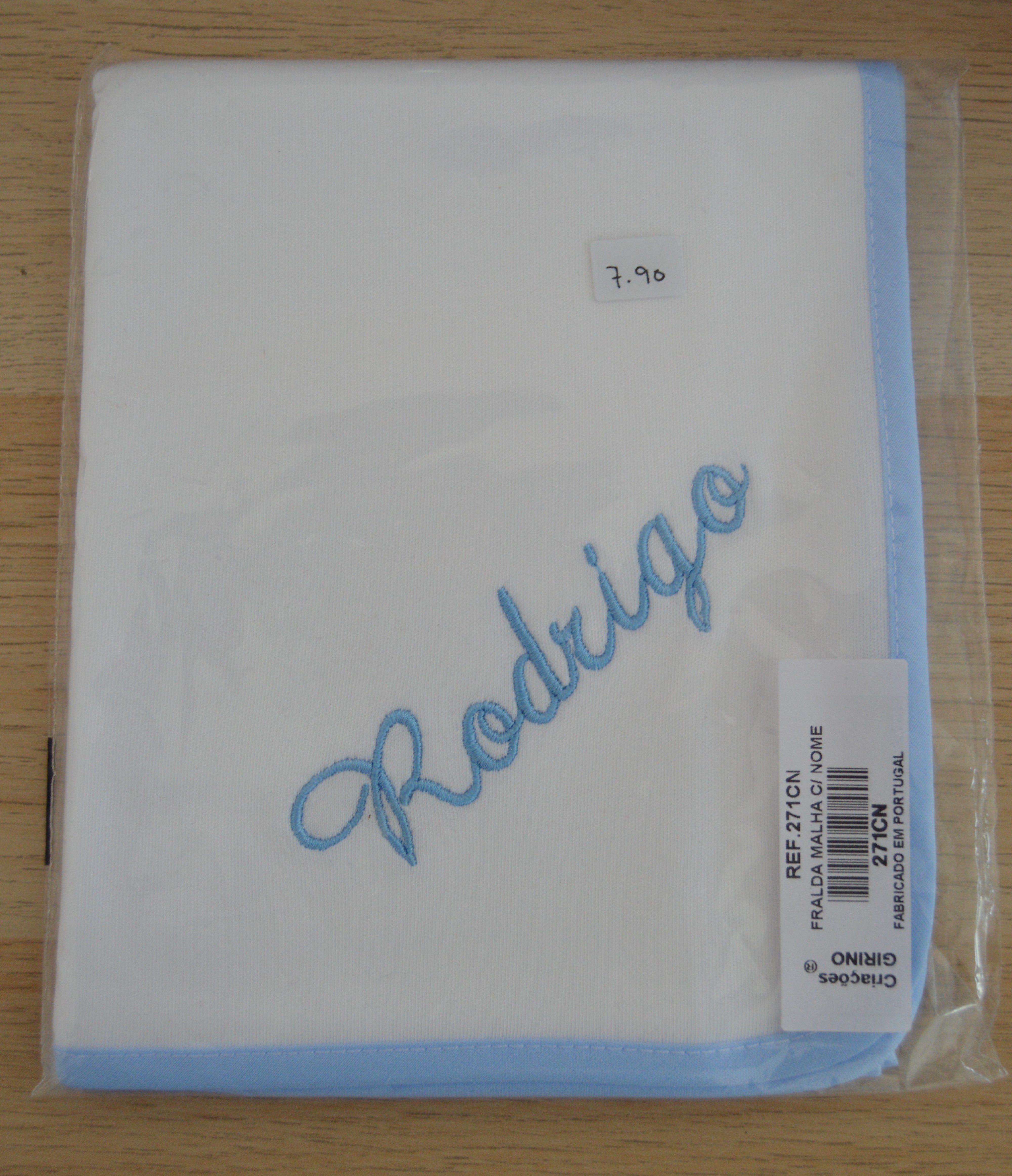 Fralda Personalizada com o Nome do Bebé