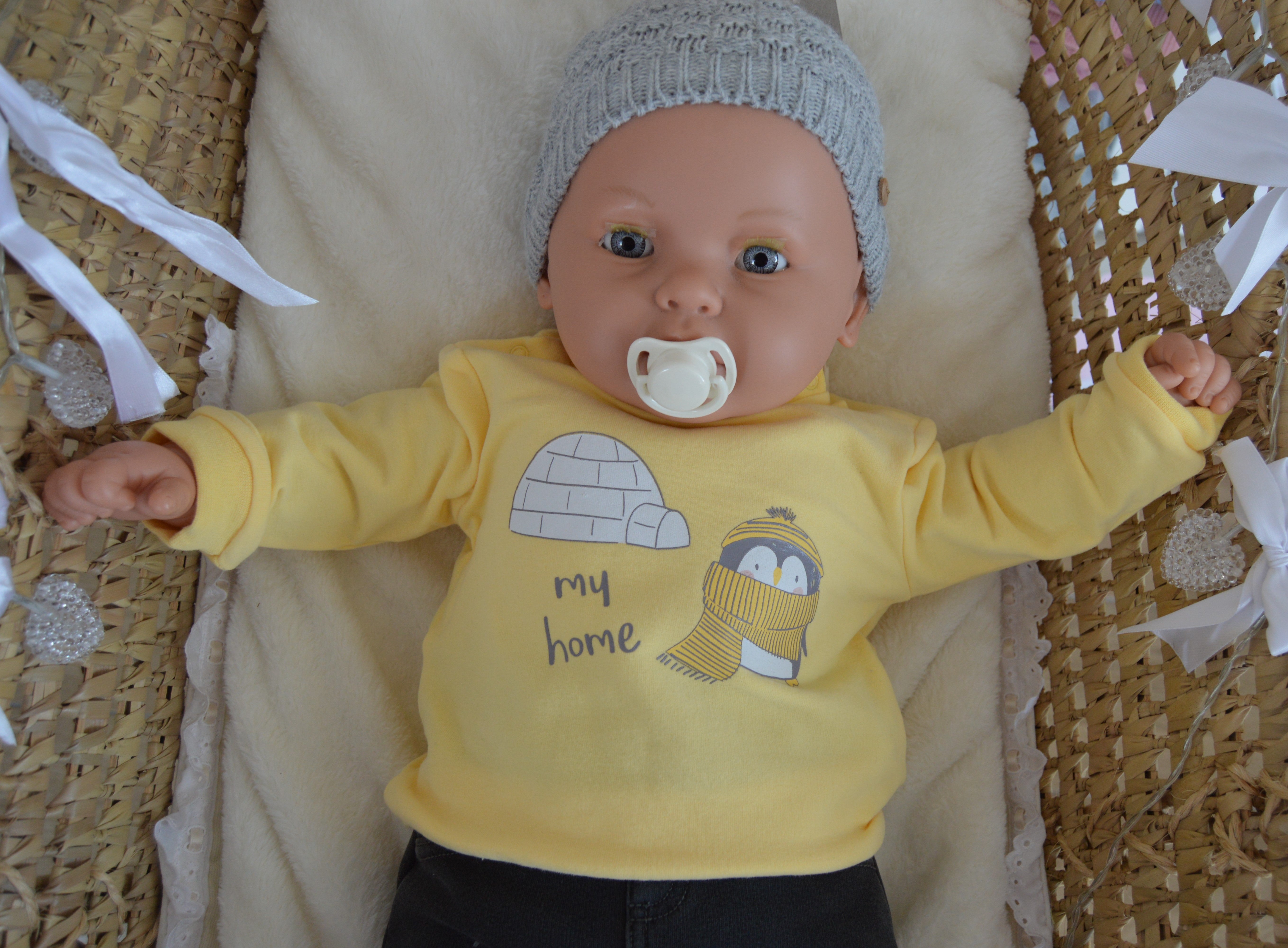 Conjunto Pinguins Camisola Amarela