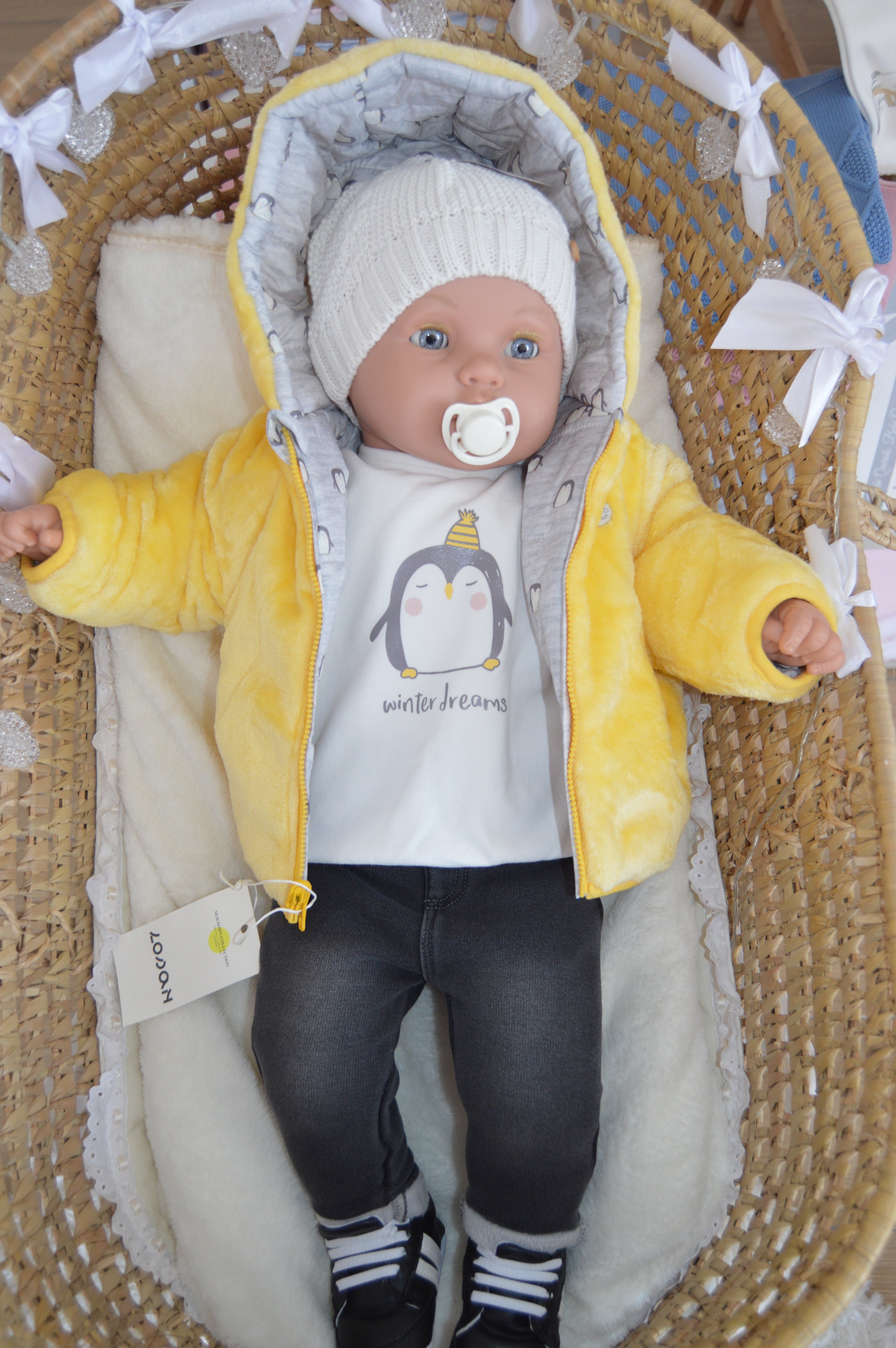 Casaco Reversivél com o tema dos pinguins